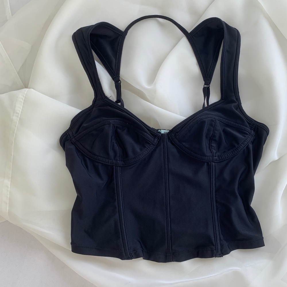 URBAN OUTFITTERS KIMCHI BLUE BLACK CROP TOP NWOT
